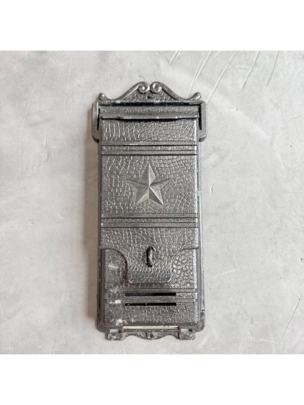 Vintage Remington Hardware Star #610 Aluminum Mailbox Wall Mount , black